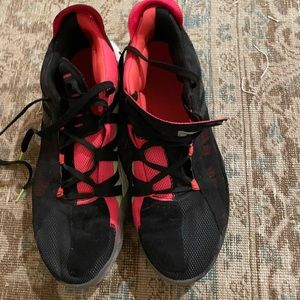 Dame 6 Black considered “ruthless” used, worn 3-5x size 13  Condition Good